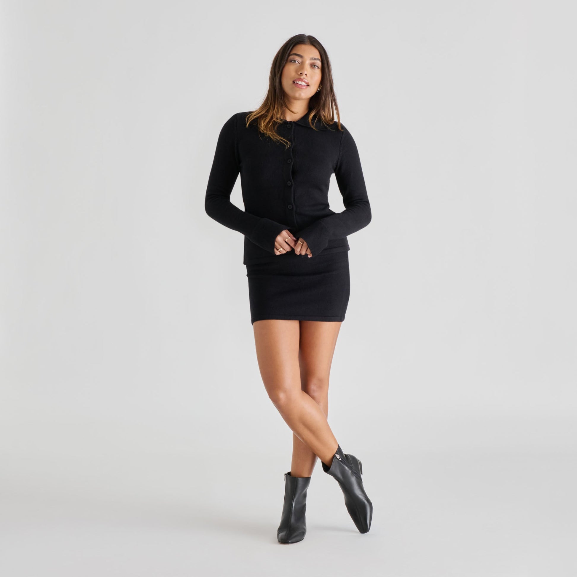 TARINE BOOTIES BLACK LEATHER