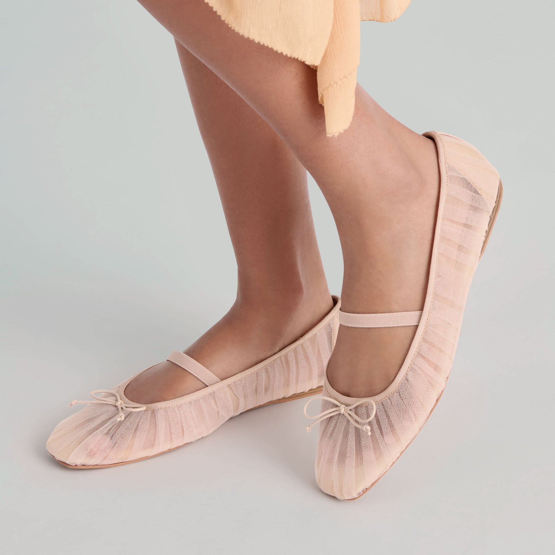 RAEVEN BALLET FLATS PRALINE TULLE