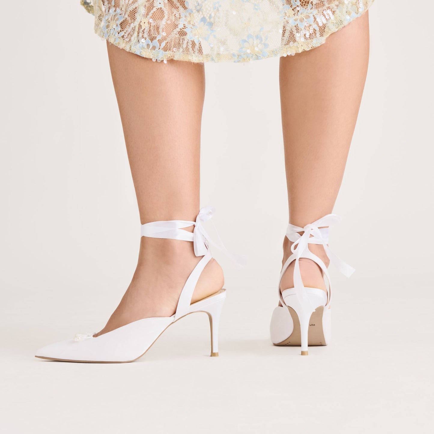 EFORA HEELS TRUE WHITE SATIN