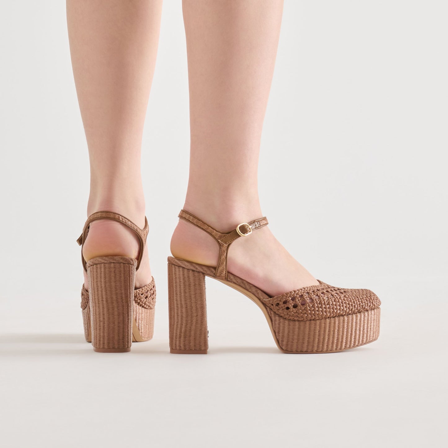GERO HEELS MID BROWN WOVEN RAFFIA