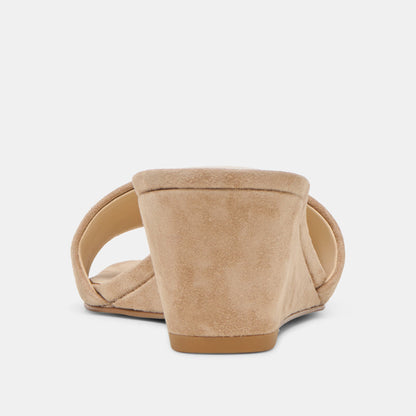 QAILY WIDE WEDGES CAMEL SUEDE