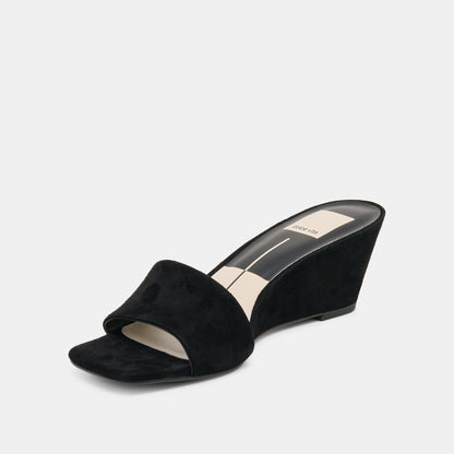QAILY WEDGES ONYX SUEDE