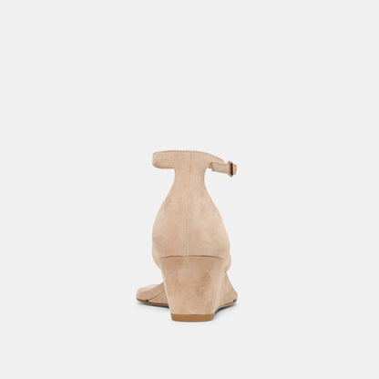 QUINNY WEDGES BAMBOO SUEDE